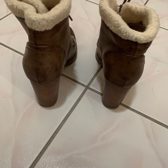 Restricted Booties - Picture 2 of 4